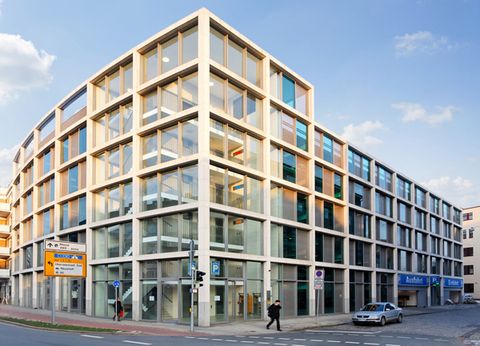 Einfahrt Parkhaus Stephani Einfahrt Parkhaus Stephani